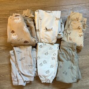 Rylee + Cru Beige Holiday Sheep Footed Pajamas